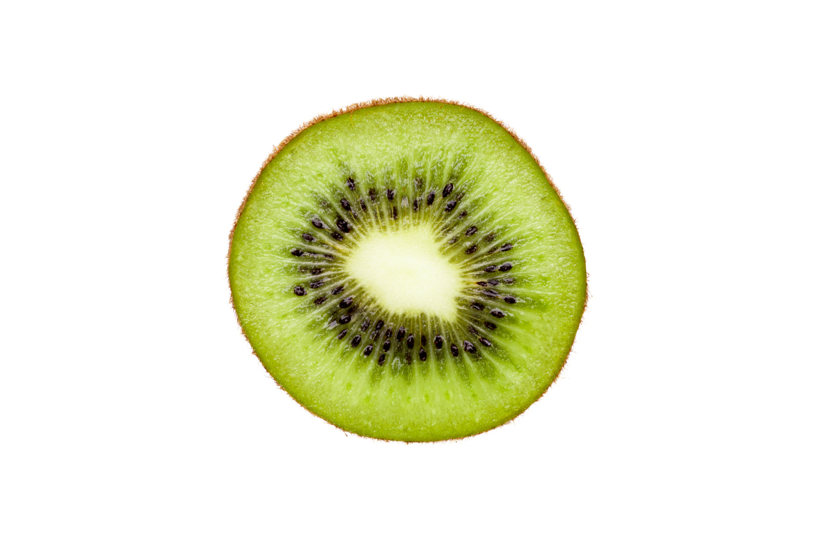 Kivi növény gondozása: 3 trükk a sok gyümölcshöz