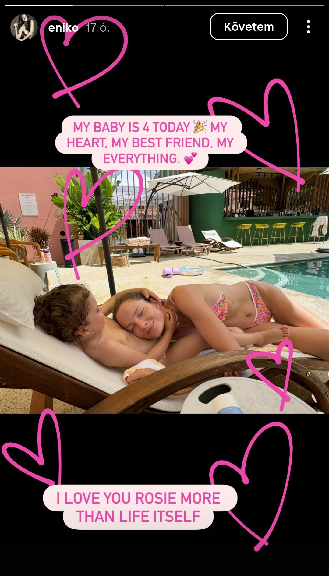 Mihalik Enikő 4 éves gyermekével bújik össze