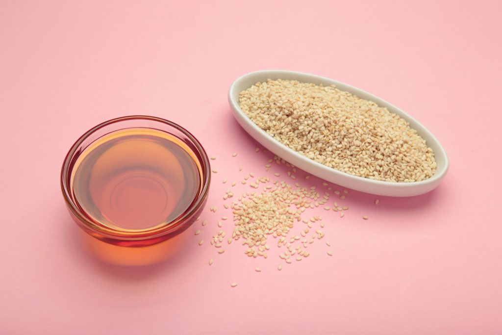Szezámolaj és szezámmagok