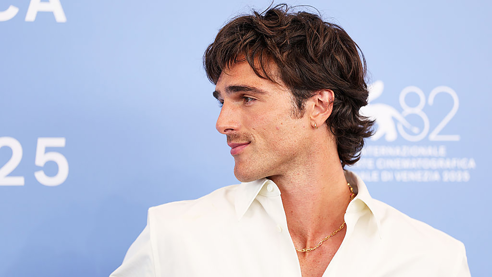Frankenstein Photocall - The 82nd Venice International Film Festival | Marie Claire Jacob Elordi, egy jellegzetes performative male