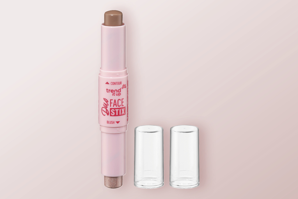 dm-ragyogo-penztarcabarat-smink