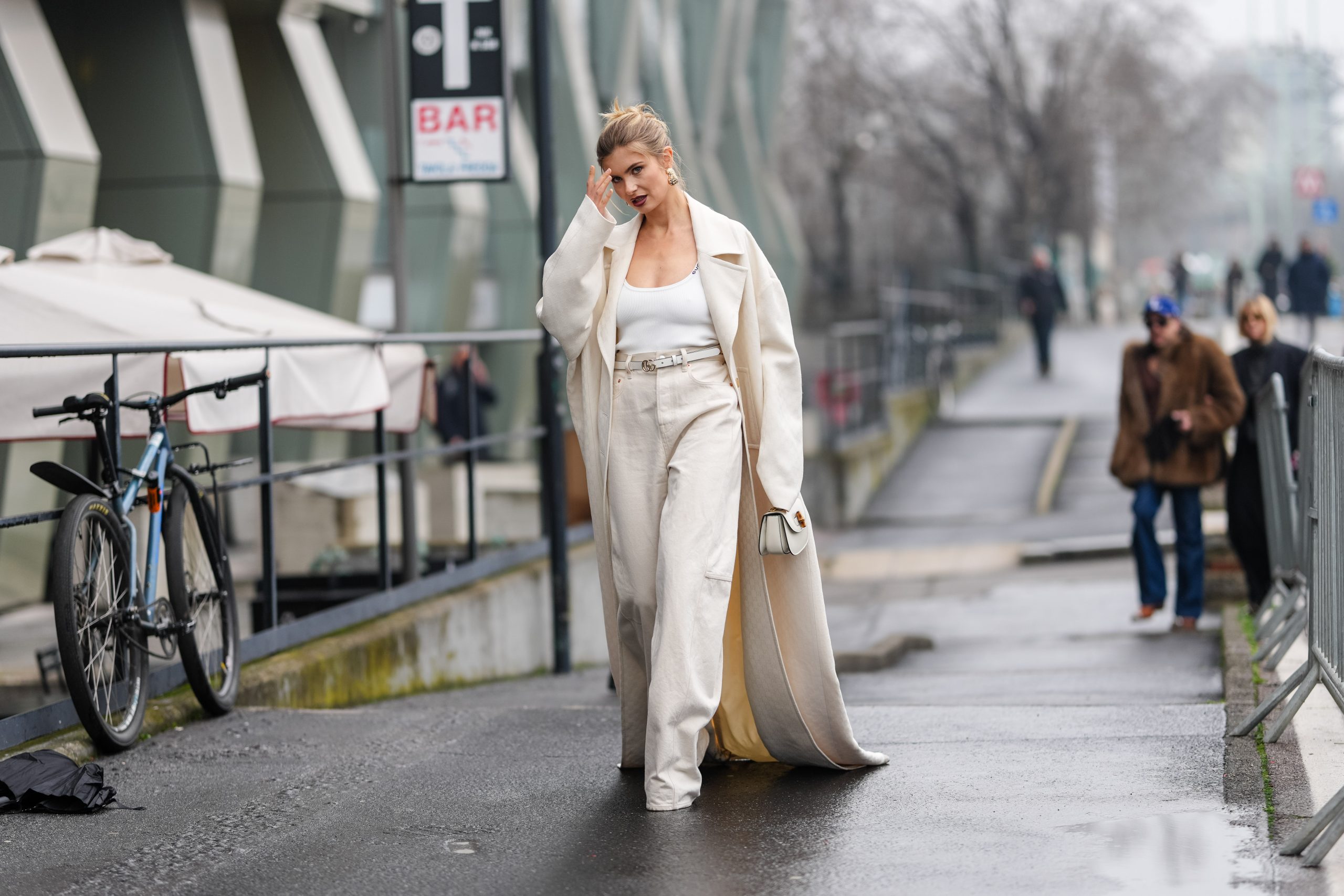 Világos ruhákat hordhatunk ősszel is