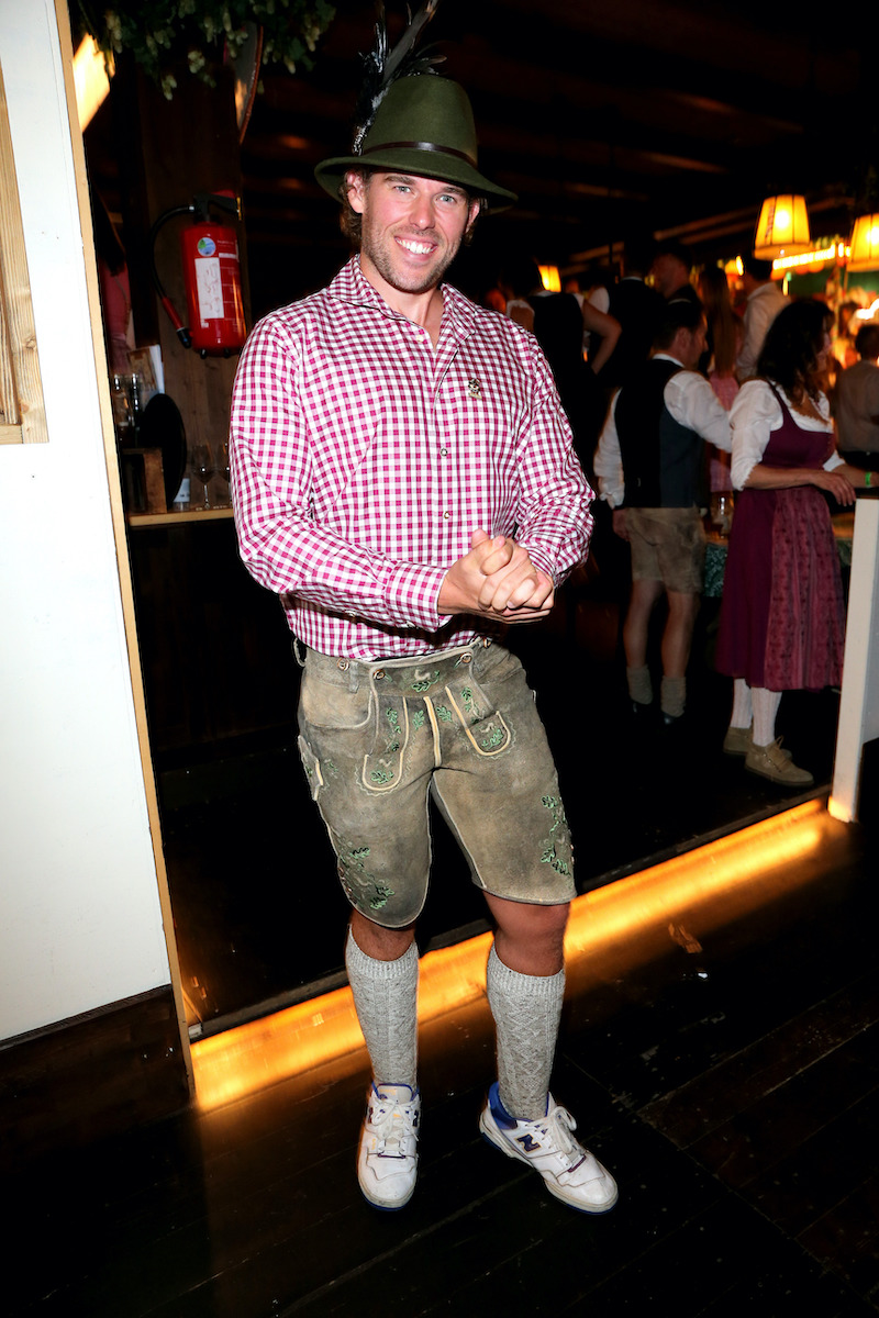 Christopher Schwarzenegger, Arnold Schwarzenegger fia, a 2025-ös Oktoberfest (Wiesn) rendezvényén, a Marstall sátrában, a müncheni Theresienwiese-n, 2025. szeptember 26-án.