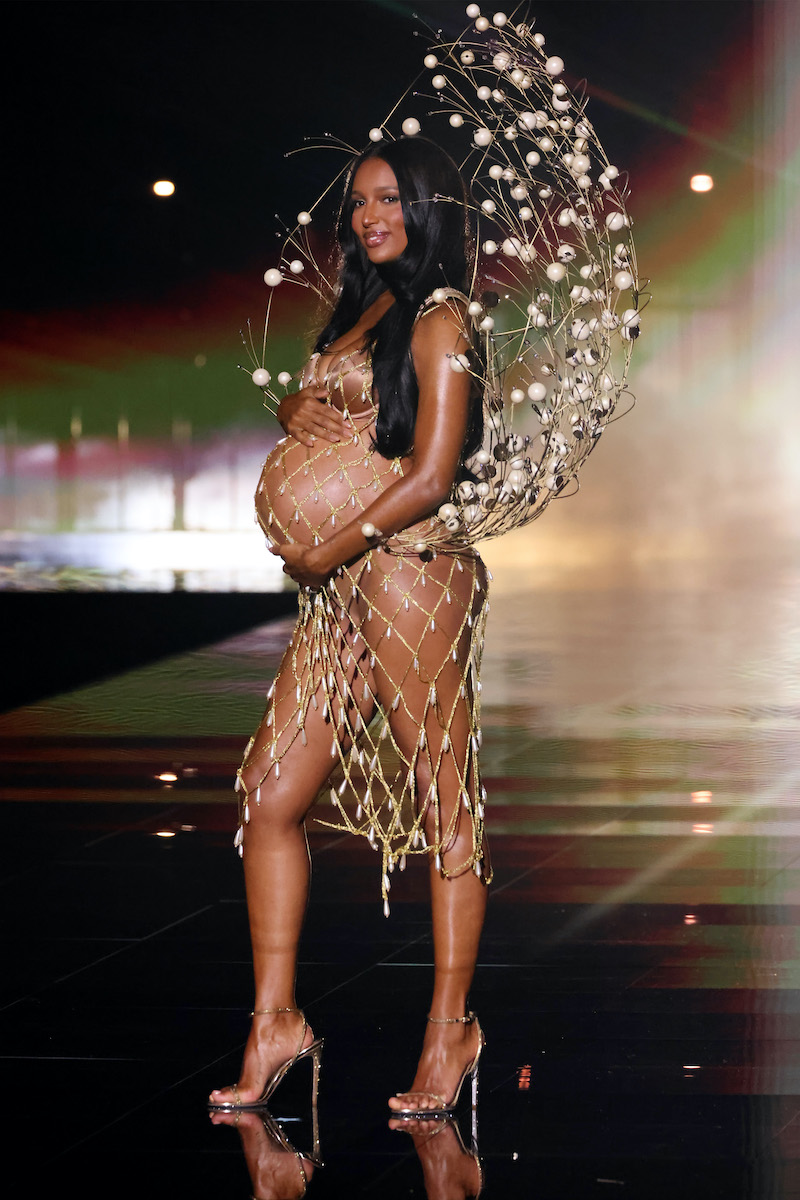 Victorias Secret Fashion Show 2025: Jasmine Tookes