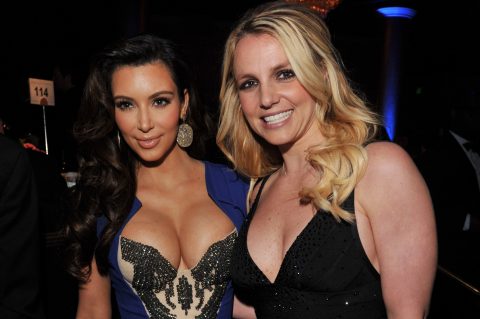 Britney Spears Kim Kardashian társaságában 2012-ben a Grammy-gála előestéjén