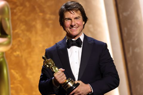 Tom Cruise az Oscar-díjjal