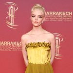 Anya Taylor-Joy arany ruhában a 2025-ös Marokkói Filmfesztiválon