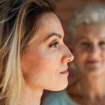 Anya és felnőtt lánya