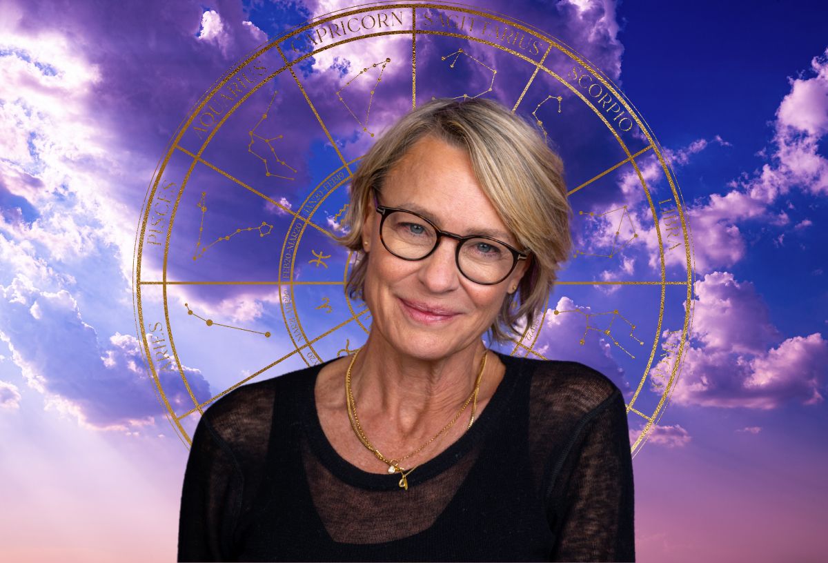 Robin Wright, lila égbolt, asztrológiai kör csillagjegyekkel a háttérben