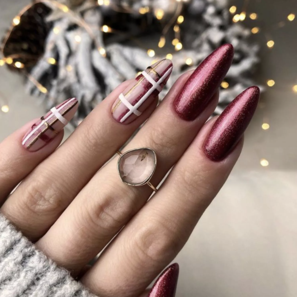 pulcsi mintás köröm