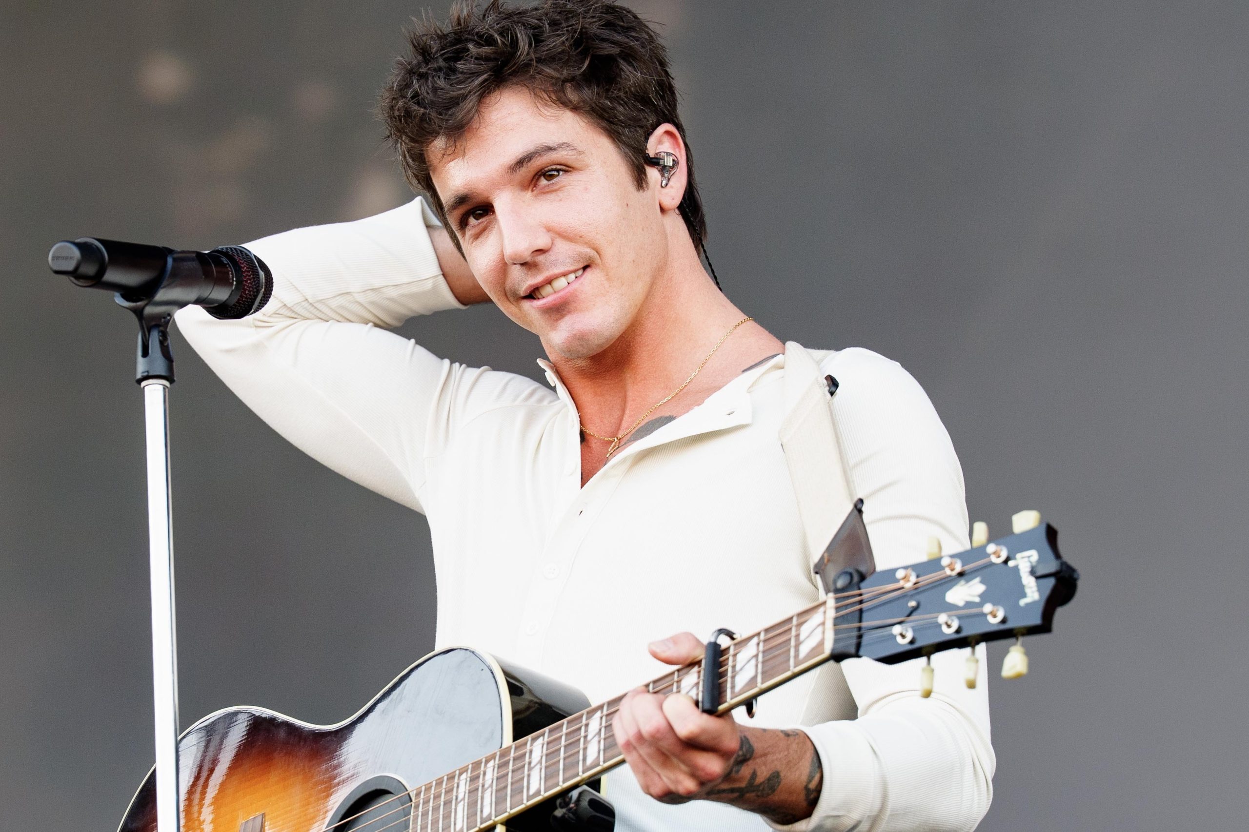 ez-a-28-eves-fiatal-zenesz-lehet-dakota-johnson-uj-szerelme | Marie Claire Tucker Pillsbury