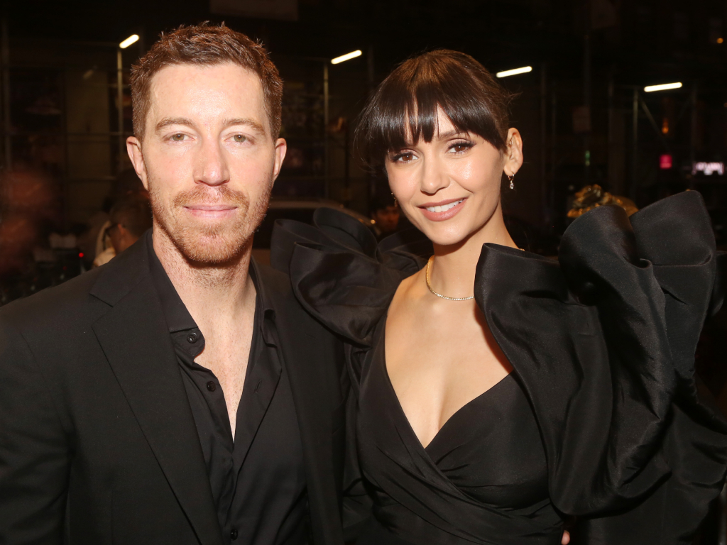 Shaun White és Nina Dobrev a Barrymore Színházban 