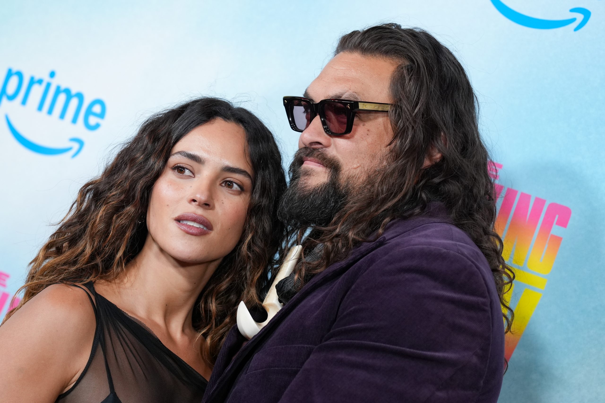 Jason Momoa és barátnője