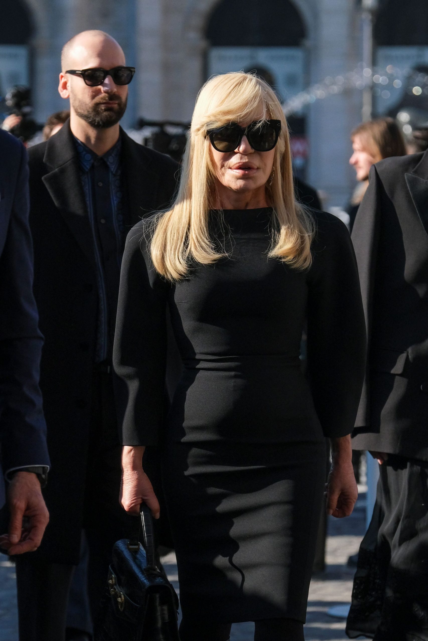 Donatella Versace Valentino temetésén