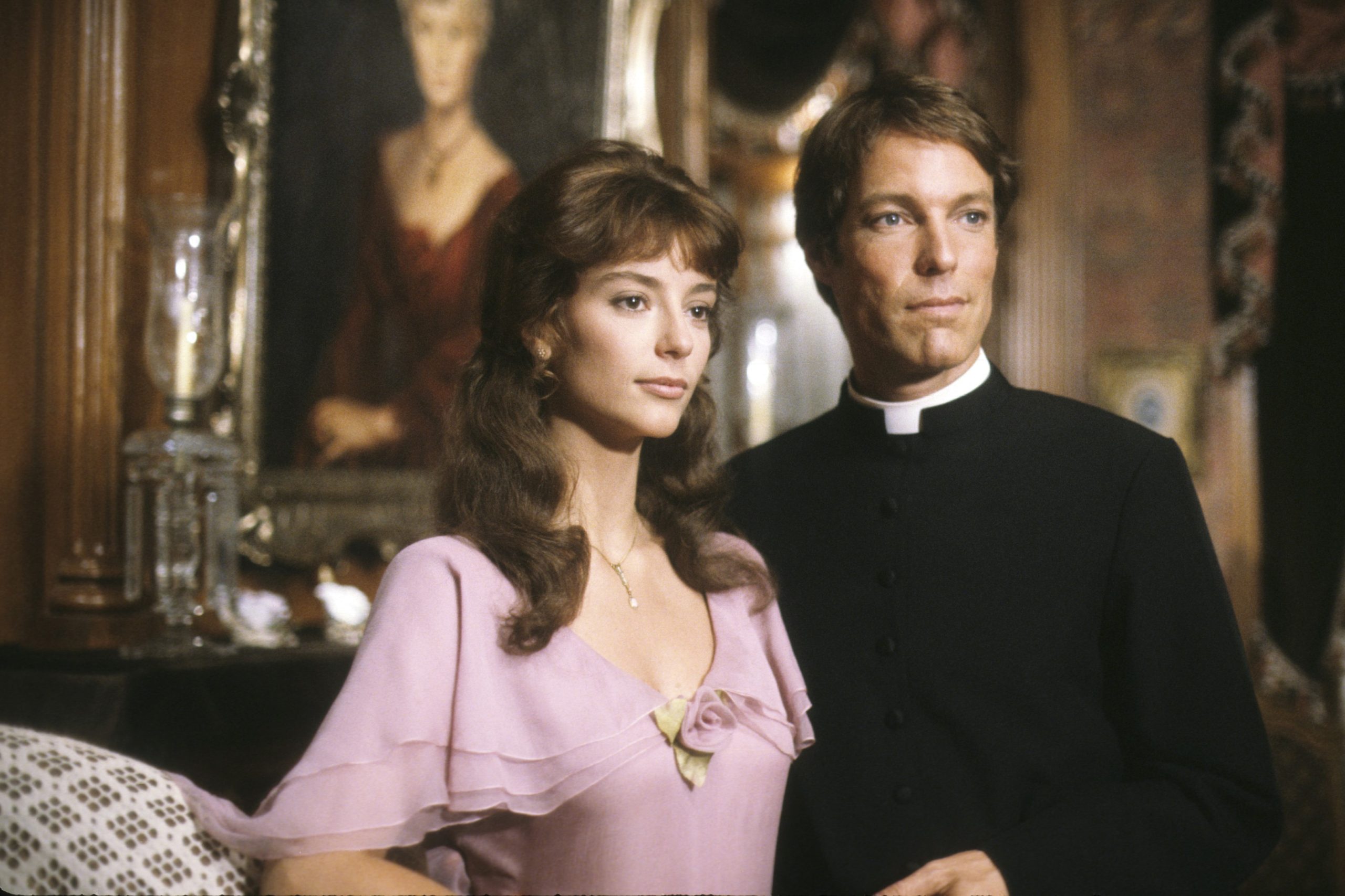 Rachel Ward és Richard Chamberlain a Tövismadarakban