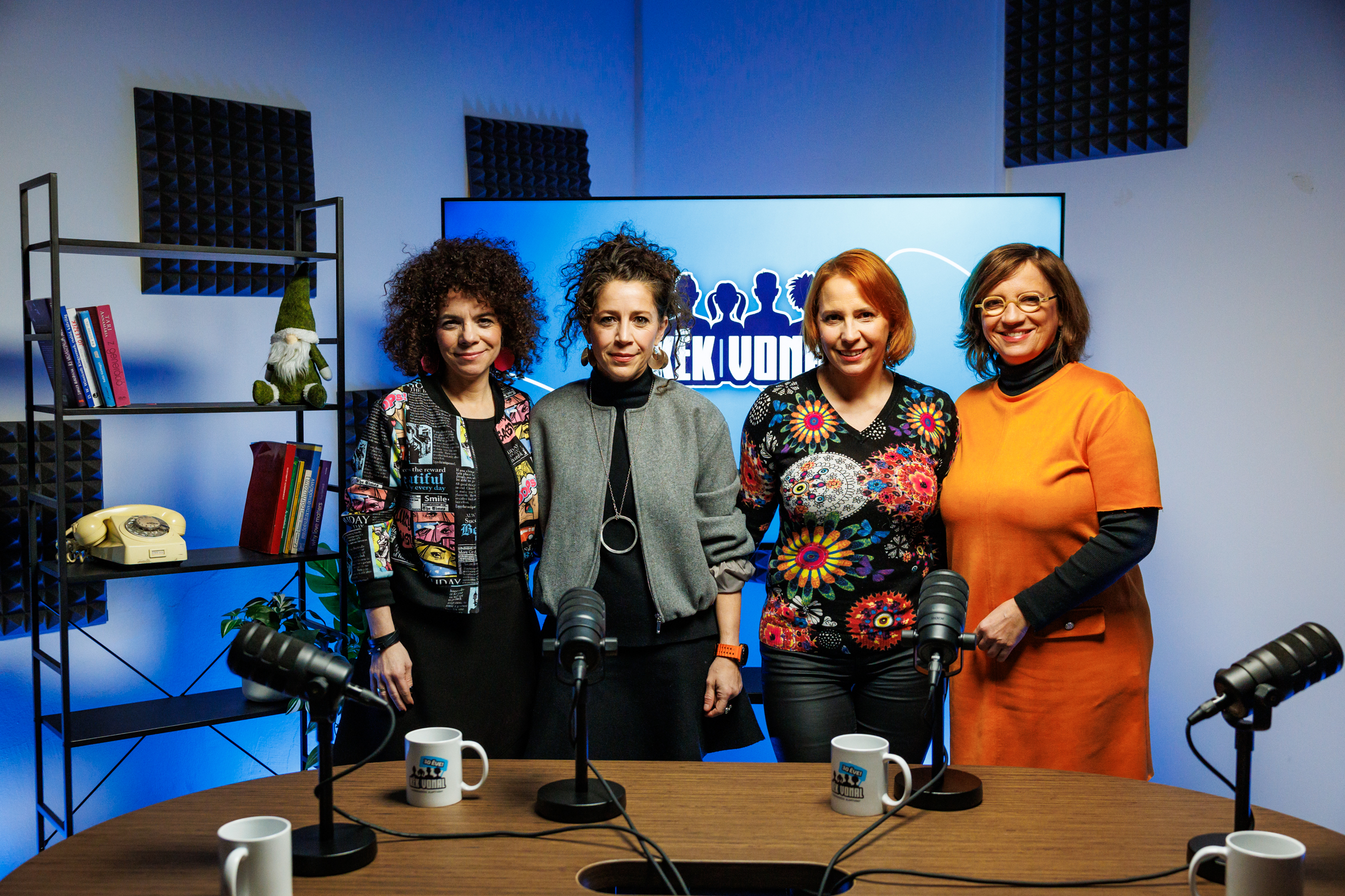 Al Ghaoui Hesna és testvére, Naima