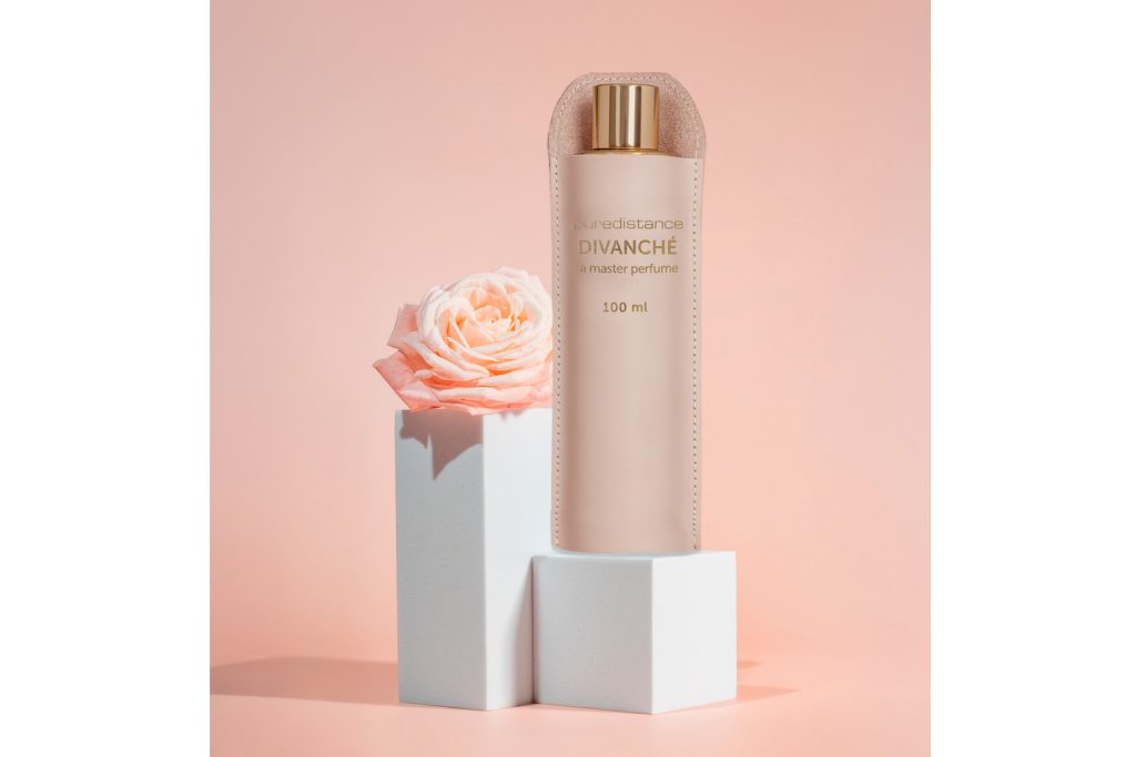 tavaszi-parfumujdonsago-puredistance | Marie Claire Puredistance Divanché Extrait de parfum