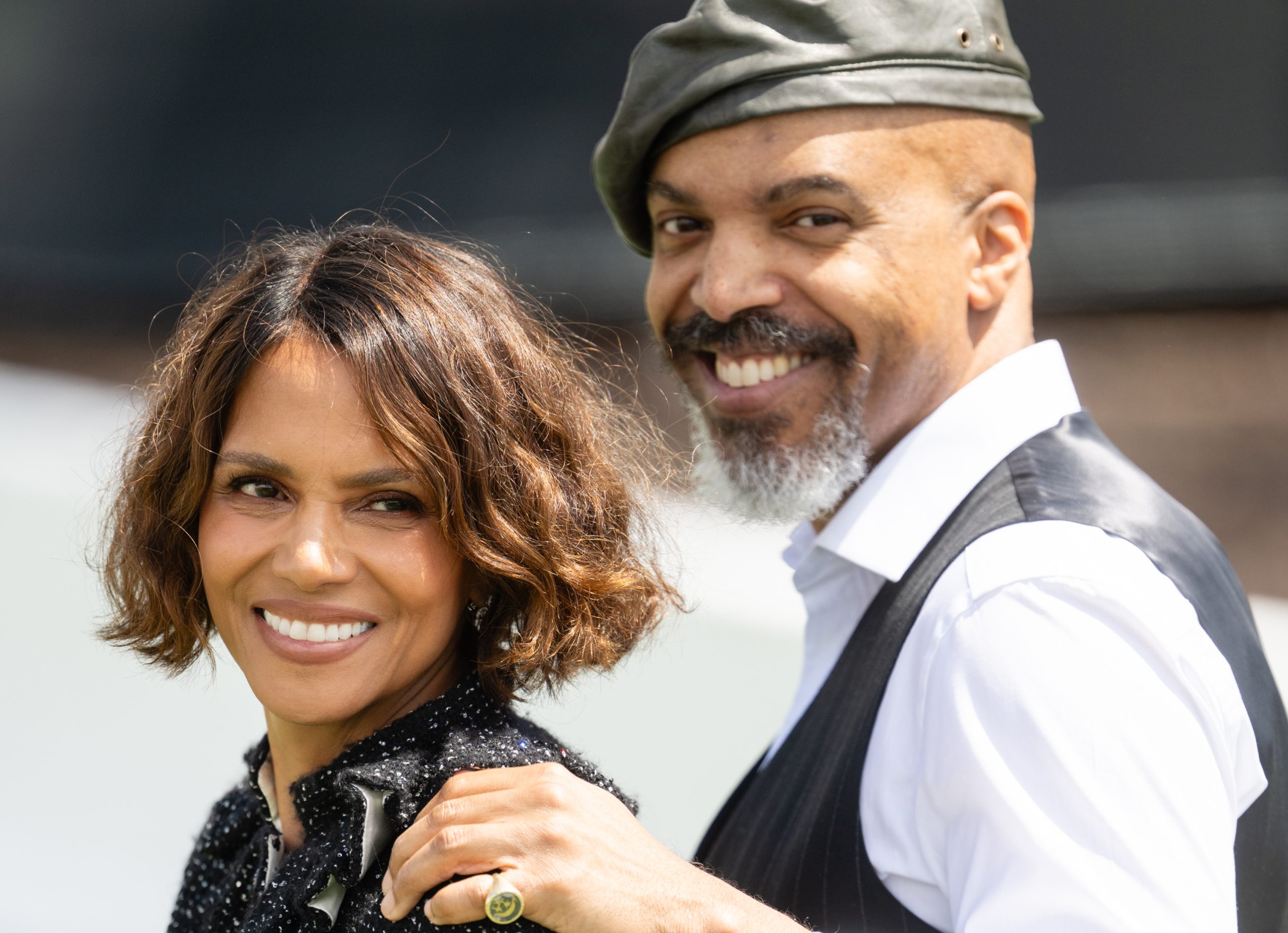 Halle Berry és párja, Van Hunt