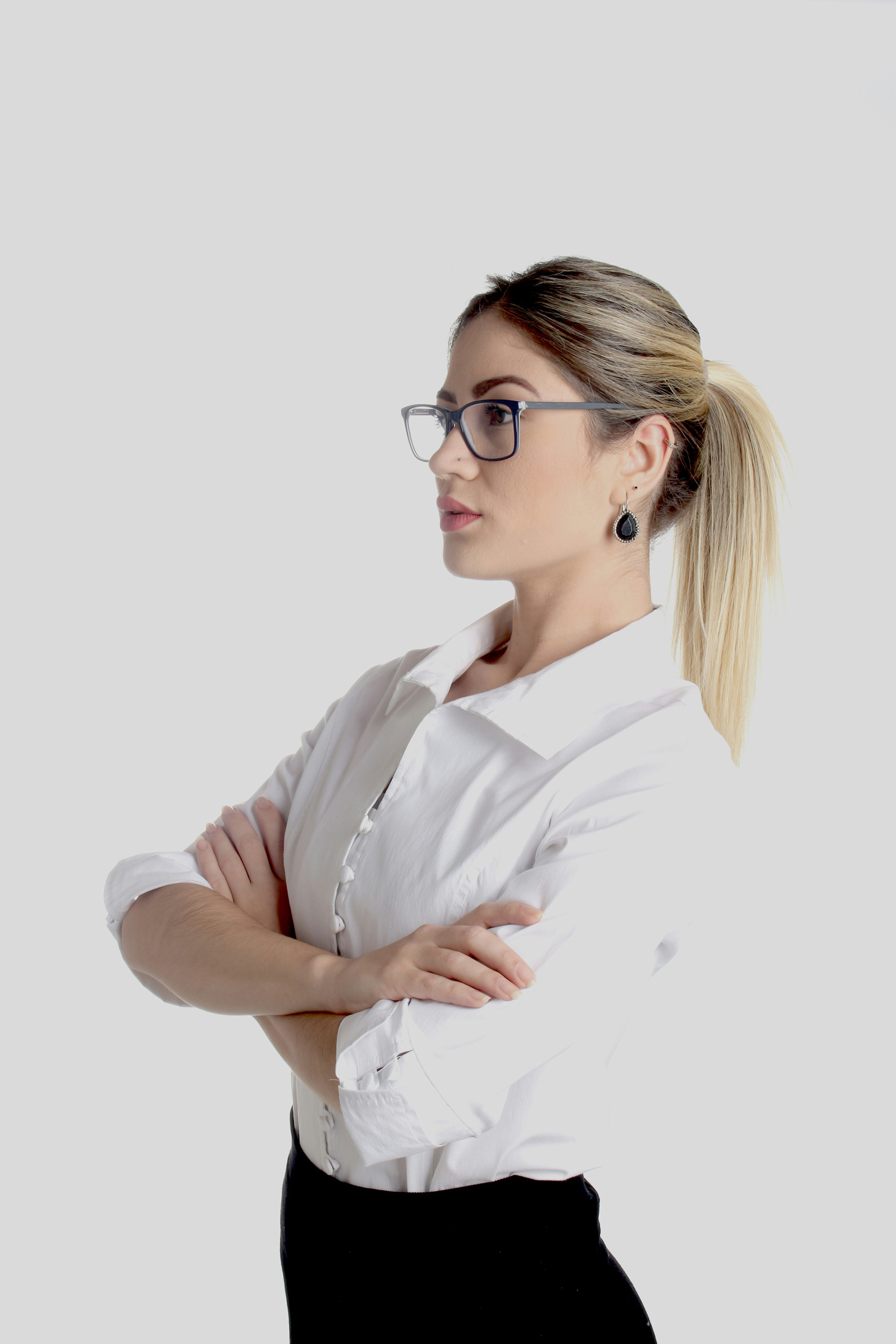 3. Légy magabiztos: Amikor több pénzt kérsz a főnöködtől, segít, ha magabiztos vagy és ismered az értékeidet. Jill szerint az emberek gyakran azért nem érzik magukat magabiztosnak, mert a fizetésről való beszélgetés „stigmával” jár, pedig ez „a munka fontos része”.