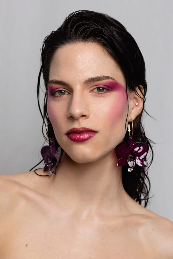 pall-adrienn-akvarell-pirosito2 | Marie Claire Páll Adrienn akvarell pirosító