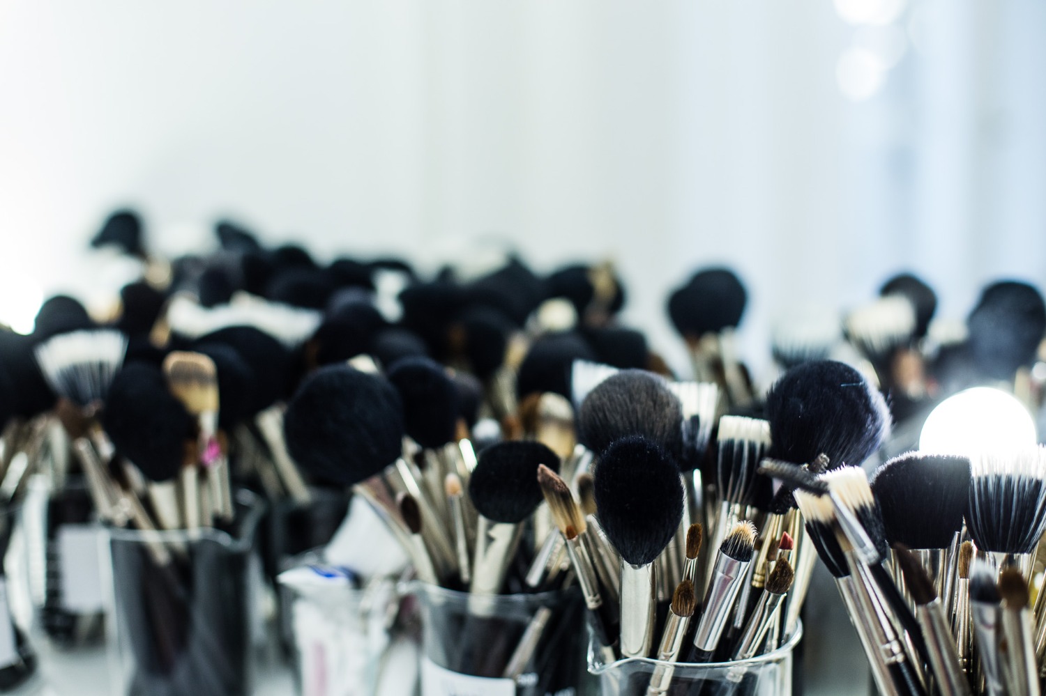 alapozóecsetek, sminkecsetek