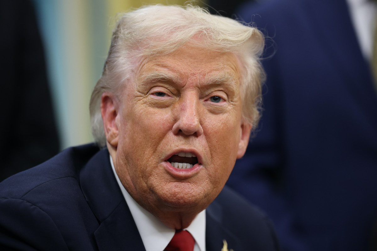 Donald Trump beszél, közeli felvétel