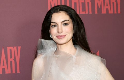 Anne Hathaway a bemutatón