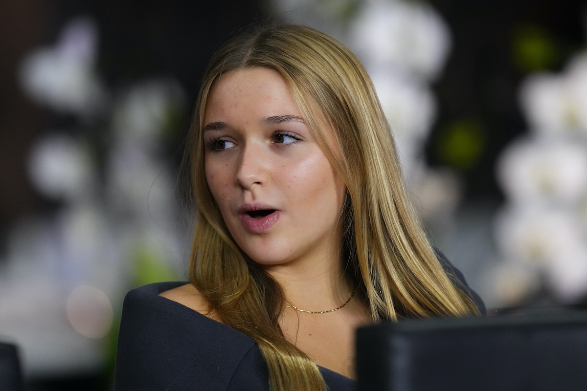 Harper Beckham portré, 2024