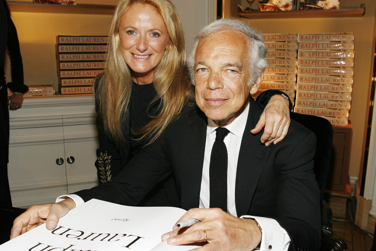 Ralph Lauren a feleségével, Ricky Laurennel a Ralph Lauren 40. évfordulóját ünneplő eseményen a New York-i Bergdorf Goodmanben