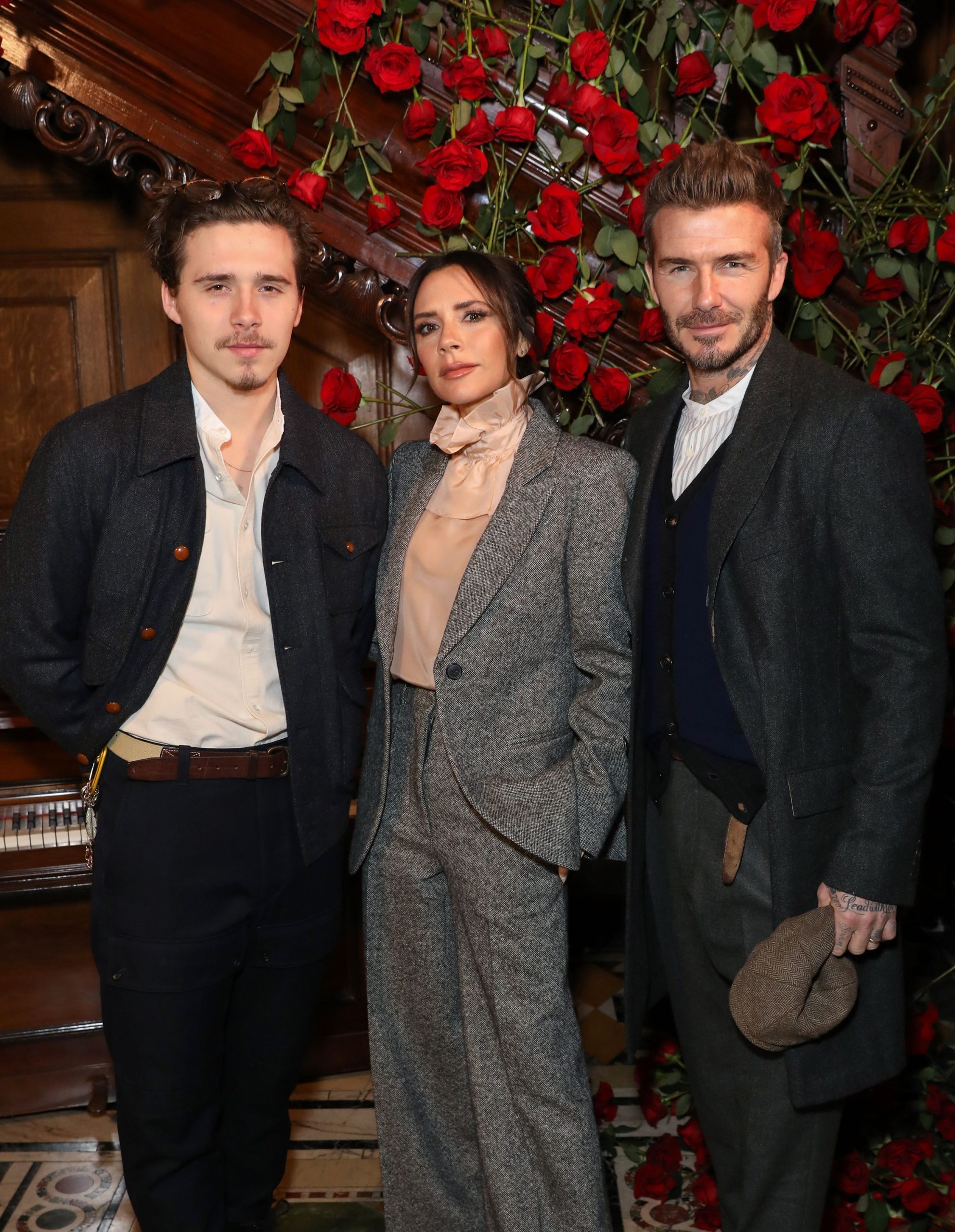 Brooklyn Beckham és szülei, Victoria és David Beckham