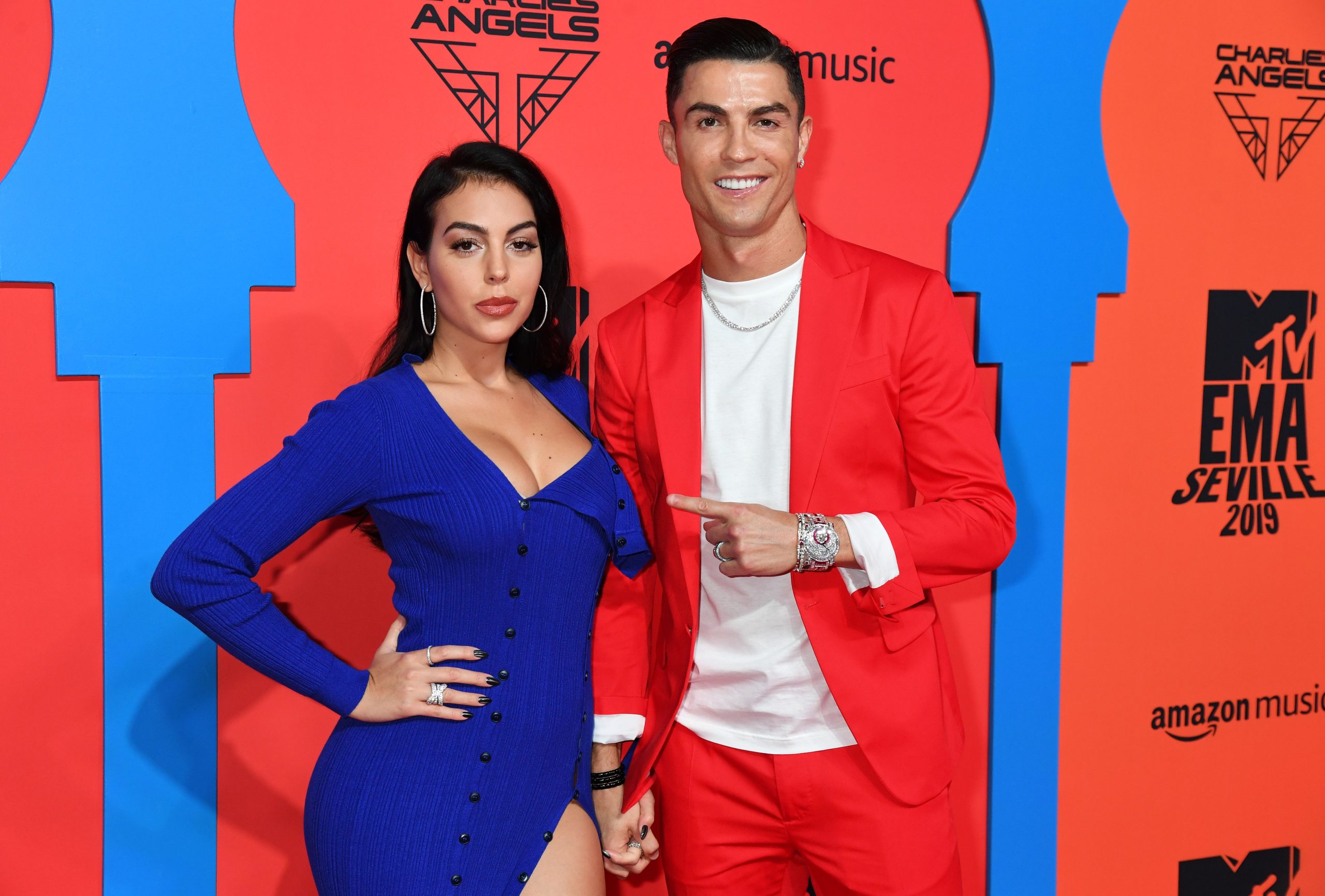 foci-vb-2026-focistafelesegek | Marie Claire Georgina Rodríguez és Cristiano Ronaldo