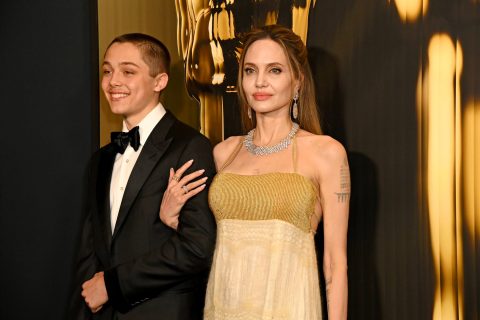Knox Jolie-Pitt és Angelina Jolie