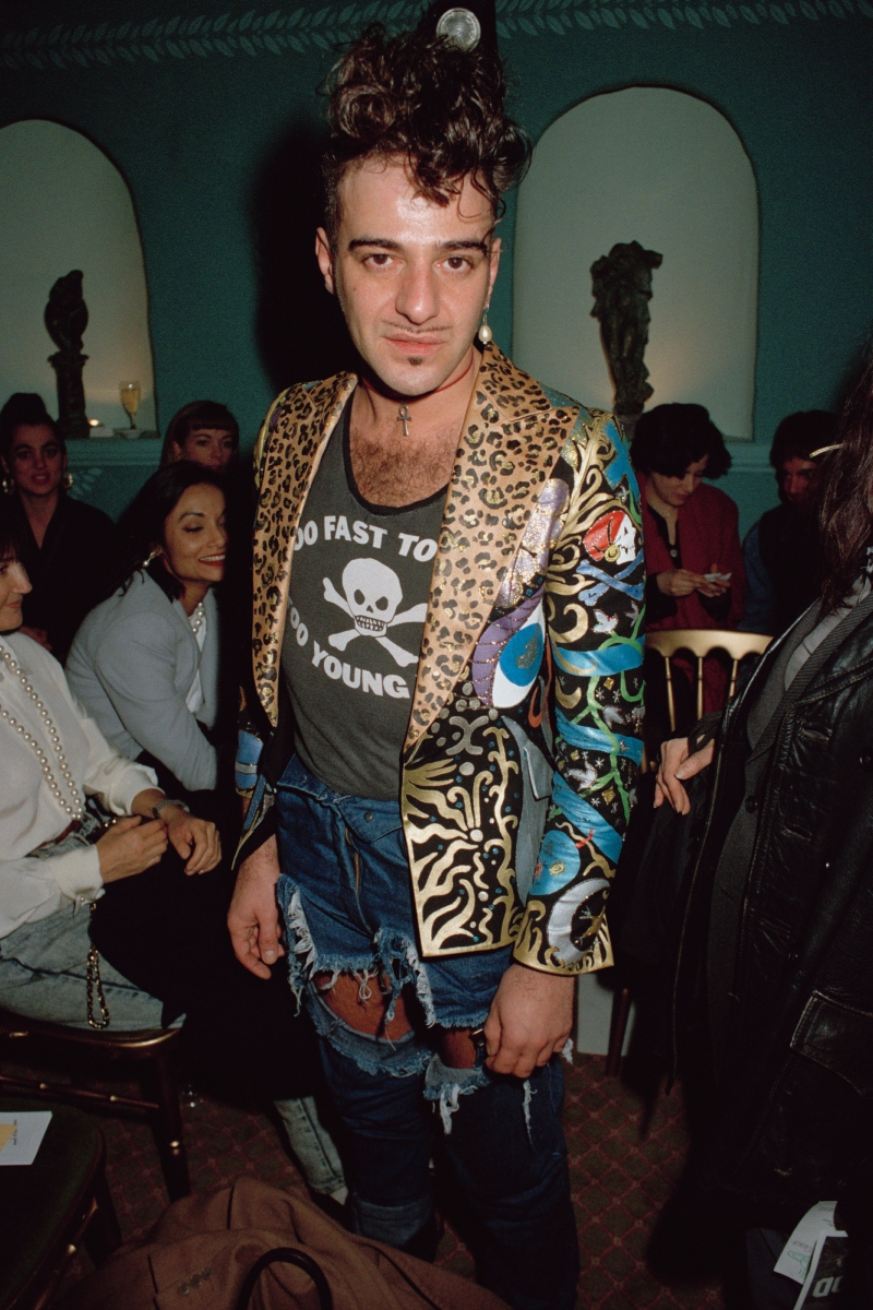 john-galliano-divattervezo-divattortenelem-palyafutas | Marie Claire John Galliano a londoni divathéten, 1992.