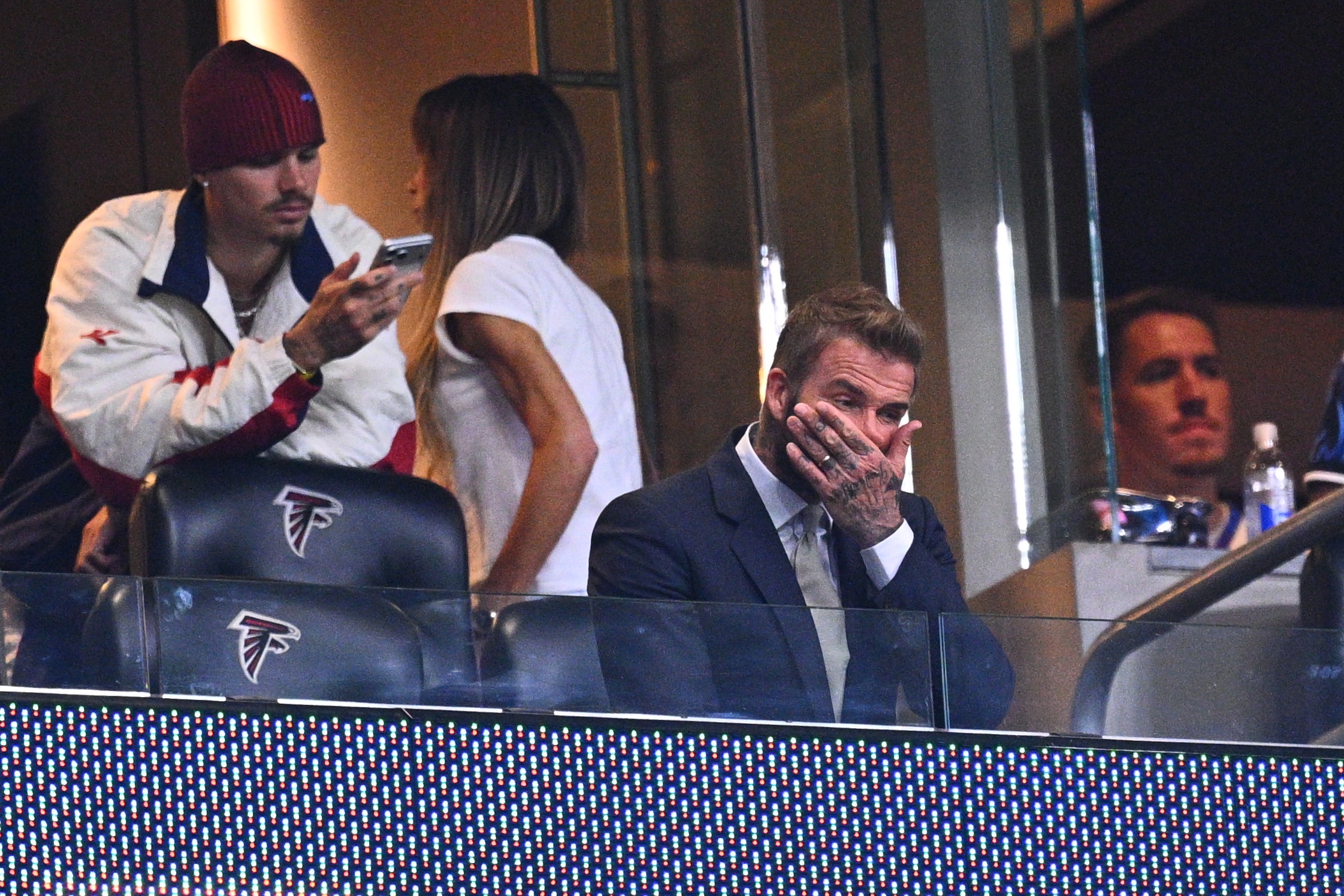 foci-vb-david-beckham-kieses | Marie Claire David Beckham a foci vb-n