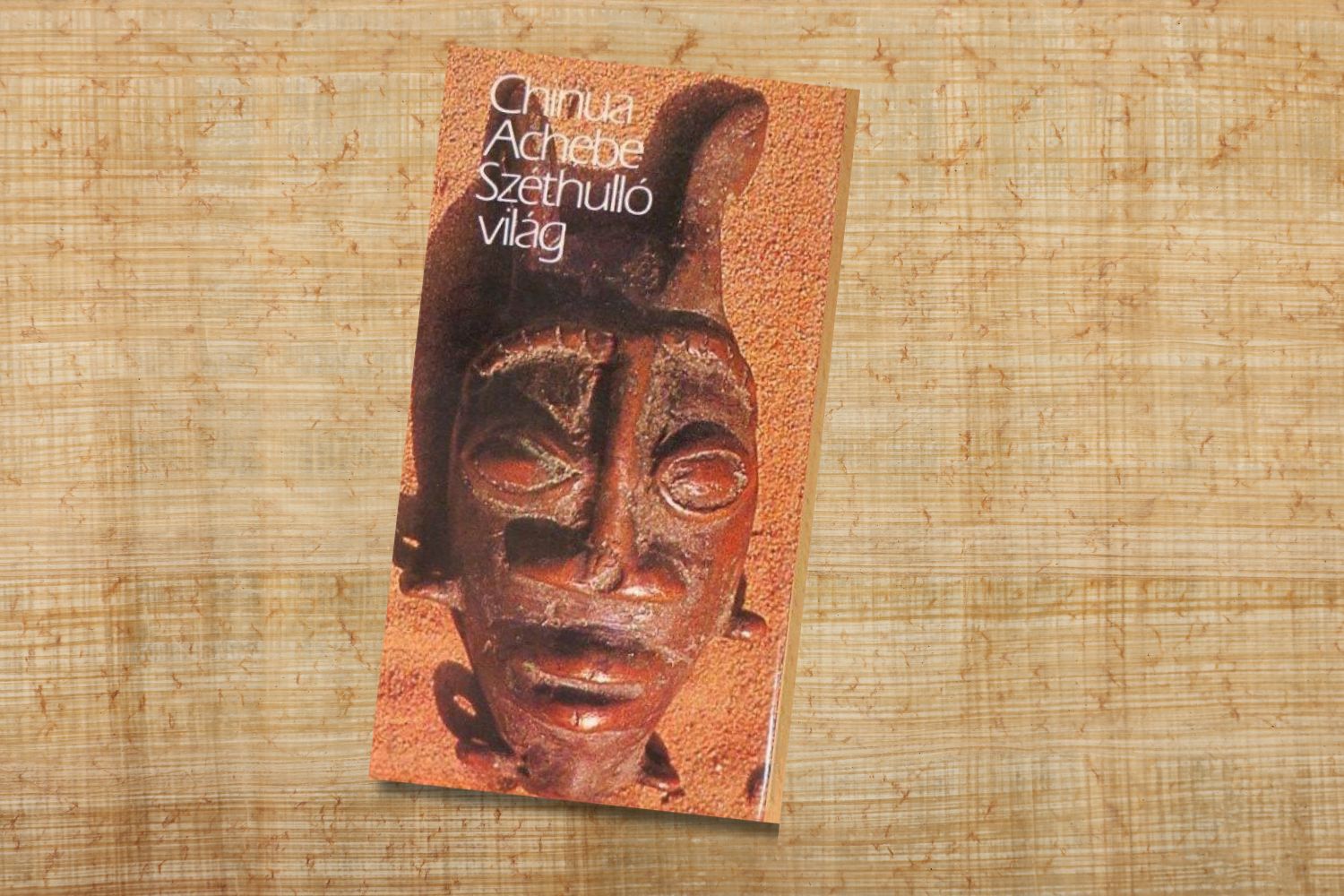 Chinua Achebe: Széthulló világ