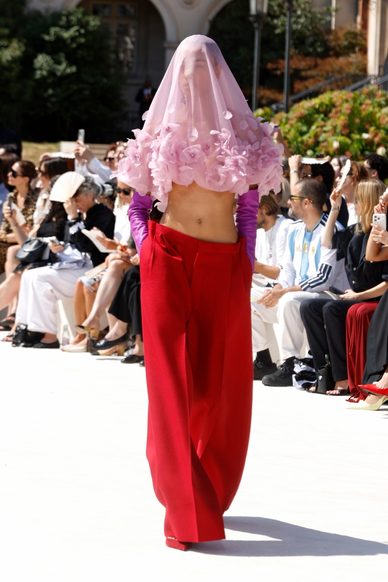 parizsi-divathet-2026-balenciaga-haute-couture-osz-tel | Marie Claire Balenciaga 2026-os őszi–téli haute couture kollekció