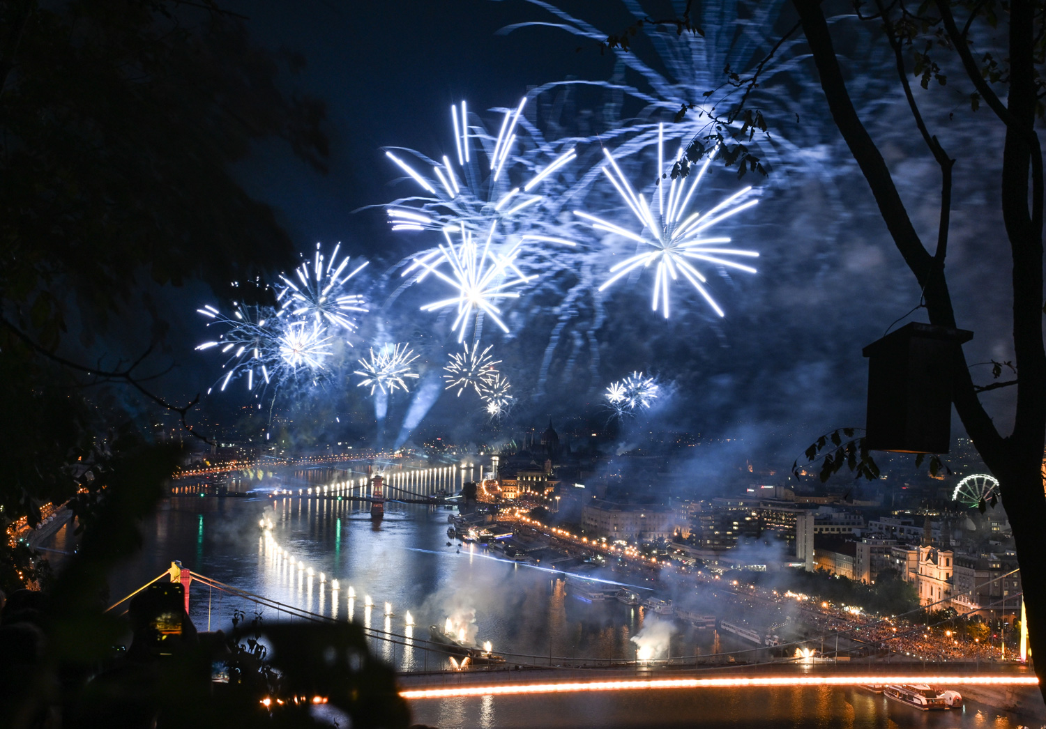 Tűzijáték Budapesten