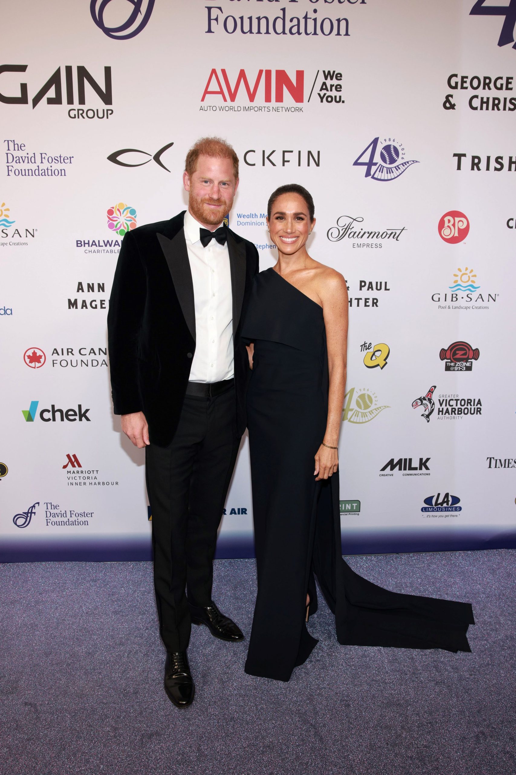 harry-meghan-archie-lilibet-iskolavaltas-biztonsag | Marie Claire Harry herceg és Meghan Markle