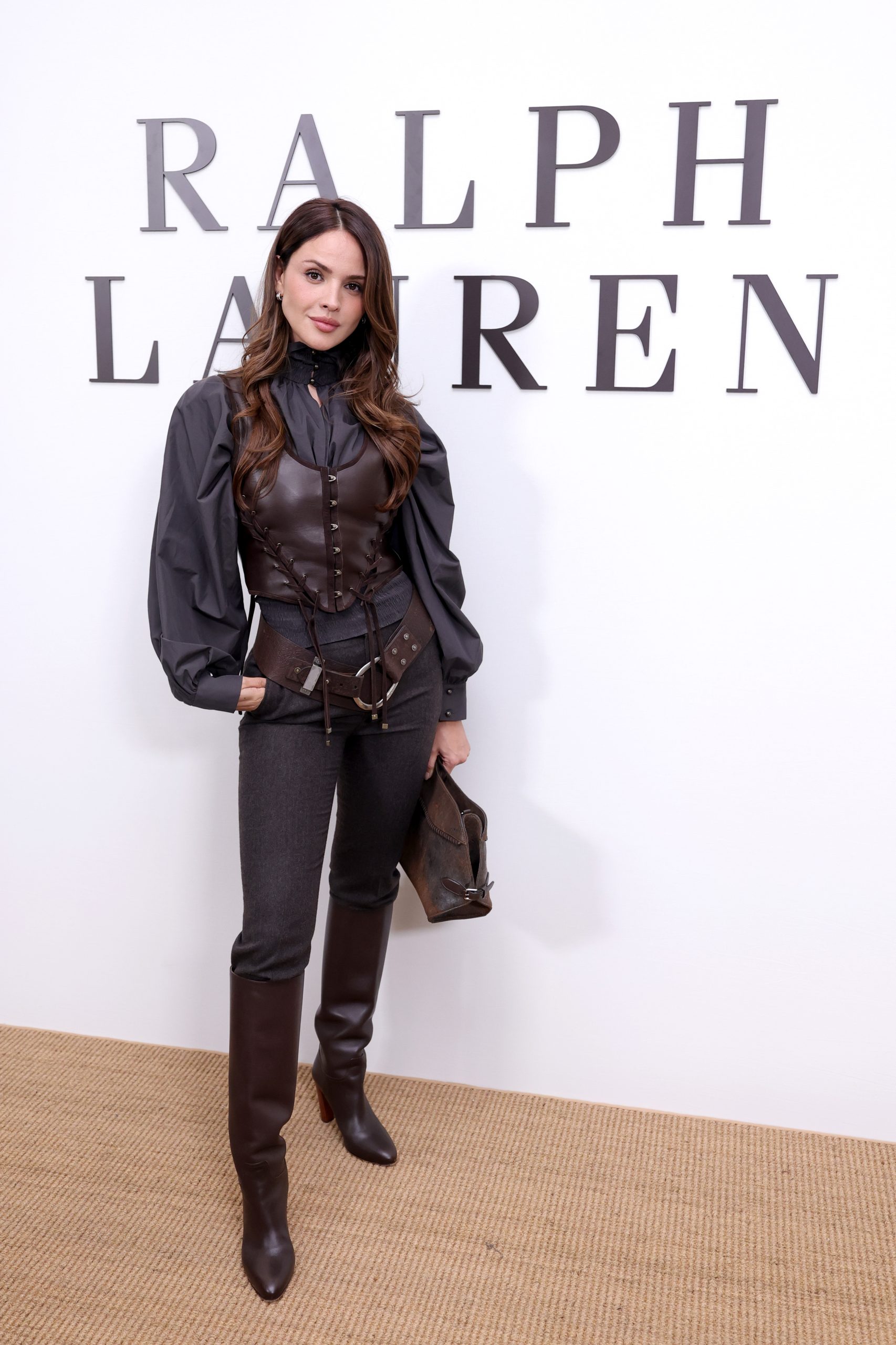 new-yorki-divathet-2026-sztarok-legjobb-ruhai | Marie Claire A Ralph Lauren bemutatóján Eiza González