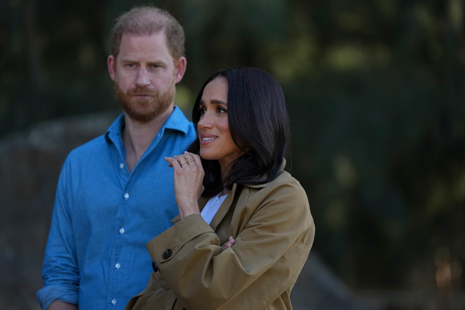 Harry herceg és Meghan Markle kétségbeesetten néznek