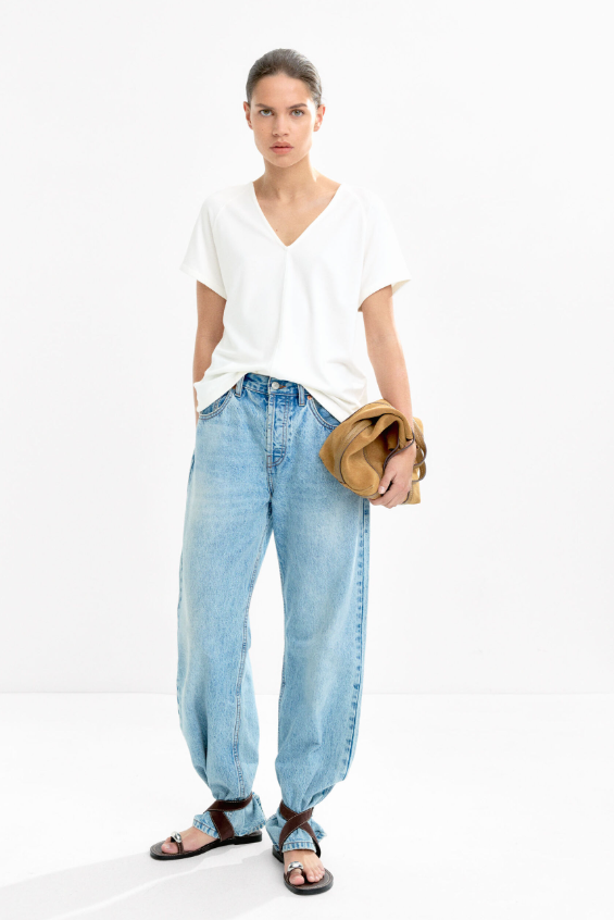 v-nyakú felső trend 10 | Marie Claire