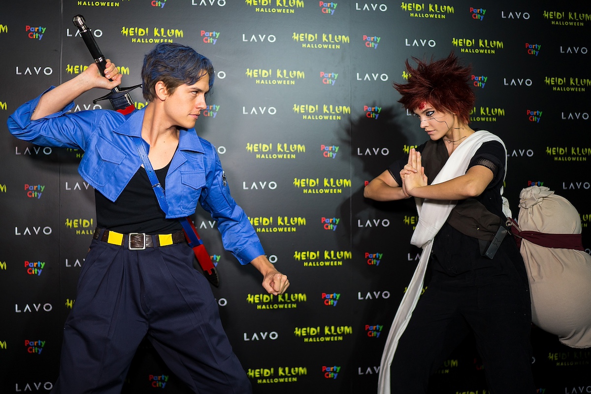 Palvin Barbara és Dylan Sprouse halloweeni jelmezben