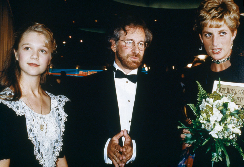 jurassic-park-gyereksztar-ariana-richards | Marie Claire Diana hercegnő Ariana Richards és Steven Spielberg társaságában