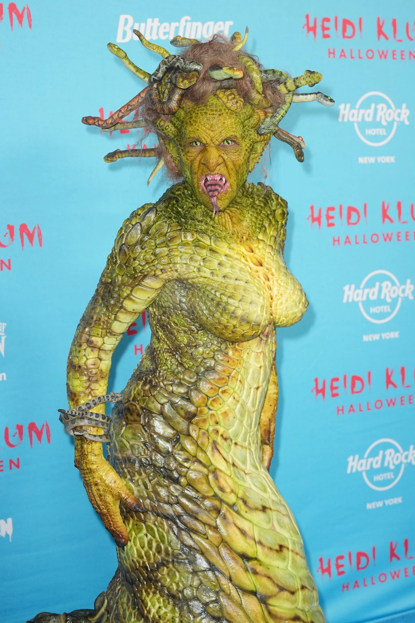GettyImages-2243889072 | Marie Claire Heidi Klum kígyóhajú Medúzának öltözött