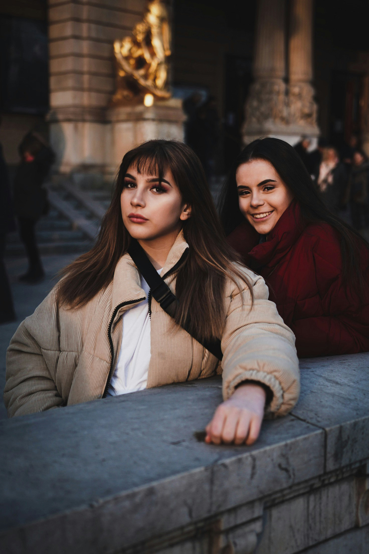empatia-hiany-intelligens-ember | Marie Claire 5. Önzőek: A listán szereplő összes tulajdonság jól mutatja, hogy egy okos, de alacsony érzelmi intelligenciájú ember mennyire önző. Ahelyett, hogy törődne azzal, hogy mások hogyan érzik magukat, fontosabbnak tartja a saját gondolatait és véleményét, mert azt tartja értékesebbnek. Nem csoda, hogy mások butának tartják, ha nem hajlandó a saját orránál tovább látni.